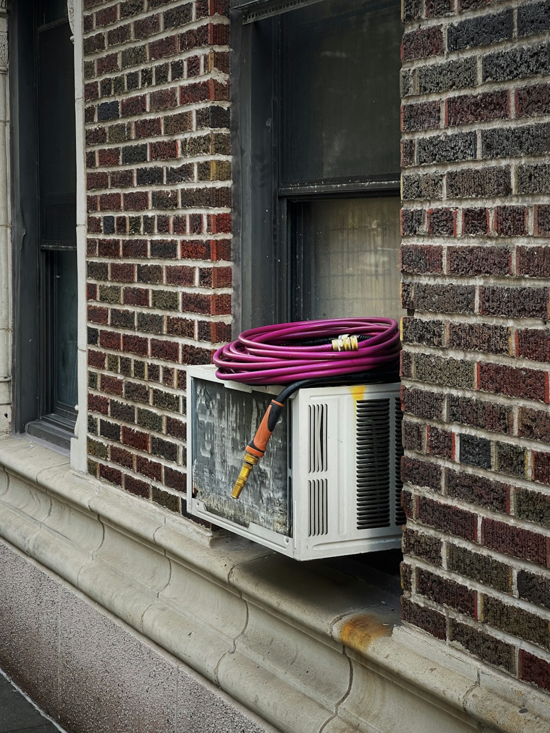 Home a-radiator-outside-a-door-q0ln1smannk